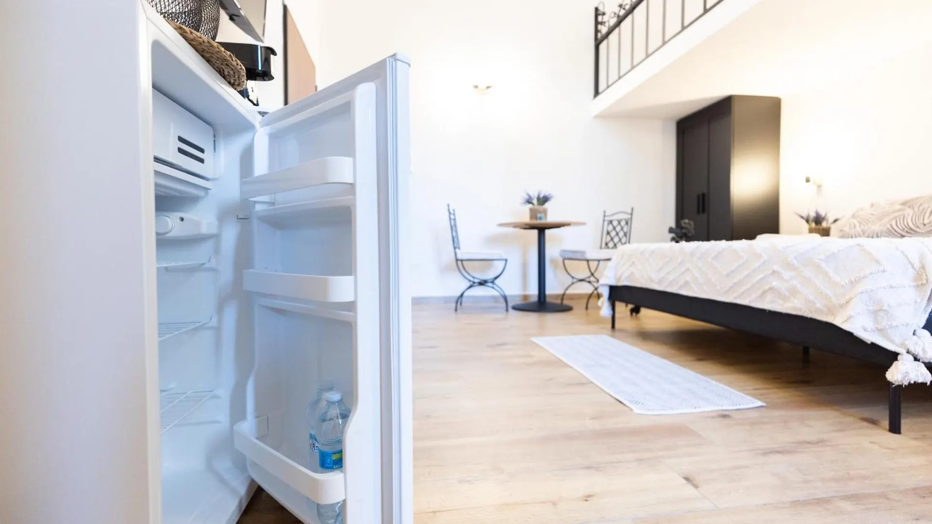 Guest house La Casa Dell Artigiano Hotel Olbia