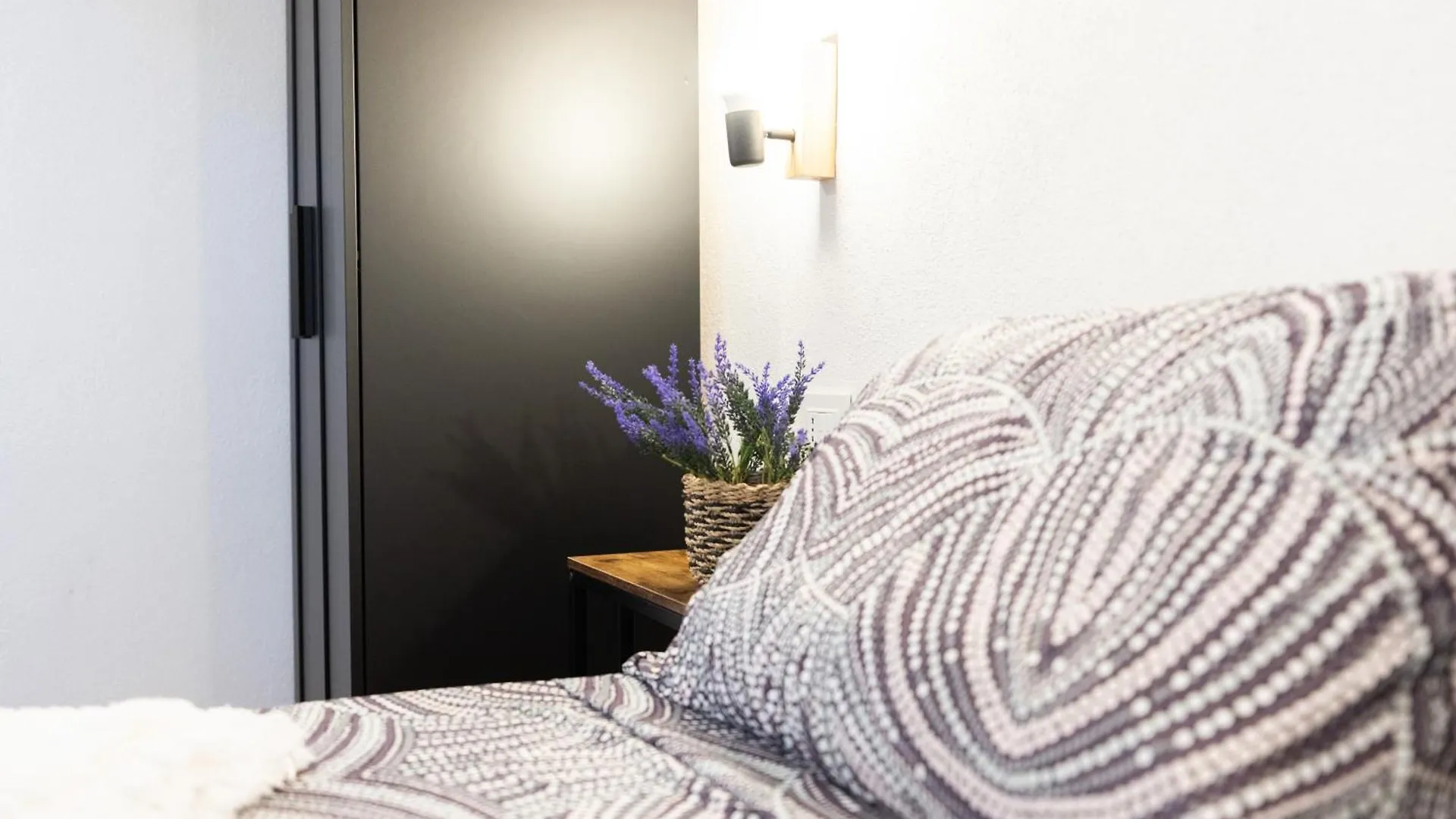 Guest house La Casa Dell Artigiano Hotel Olbia